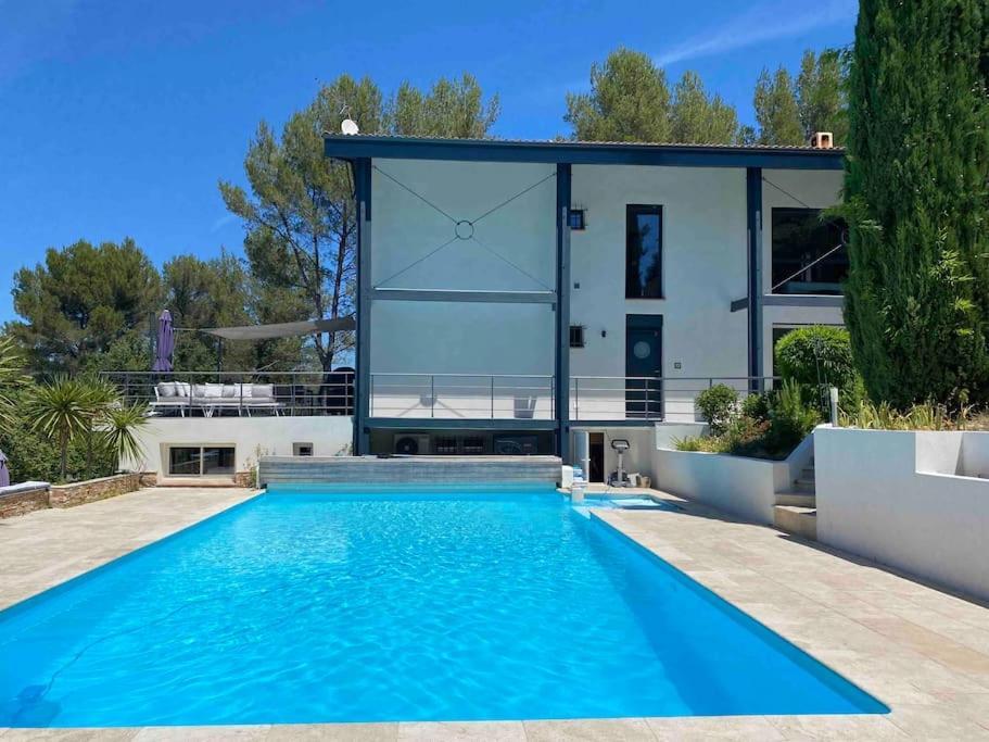 Appartement 2-4 Pers. Piscine, Entre Aix Et Cassis La Destrousse المظهر الخارجي الصورة